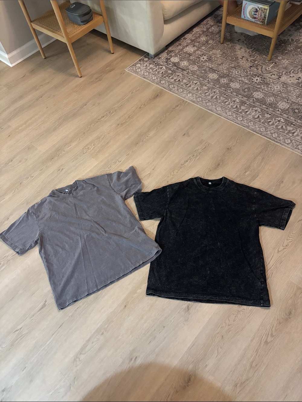 Lot of 2 size L Cotton T-Shirt Mens grey / black Short Sleeve Essential Basic T